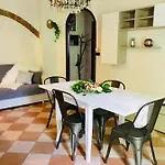 Rossella Villarella Dei Tulipani Bed & Breakfast *