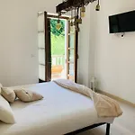 Rossella Villarella Dei Tulipani Bed & Breakfast Asti
