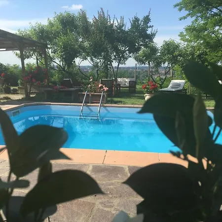 Rossella Villarella Dei Tulipani Bed and breakfast Asti