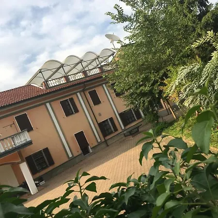 Panzió Rossella Villarella Dei Tulipani Asti