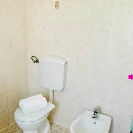 Rossella Villarella Dei Tulipani Panzió *