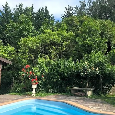 Rossella Villarella Dei Tulipani فندق مبيت وإفطار آستي